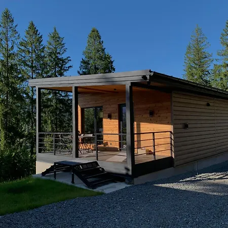 Love's Mount Holiday home *