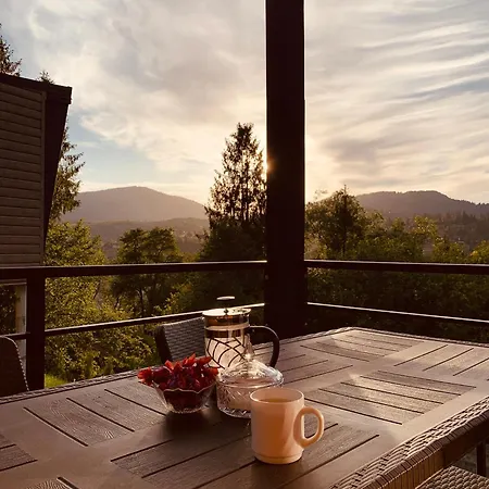 Love's Mount Holiday home *